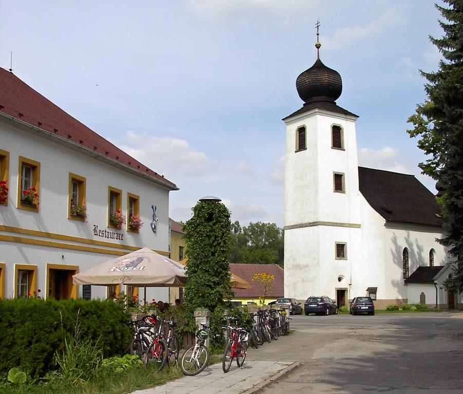 Pension A Restaurace Rudolec Hotell Český Rudolec Exteriör bild